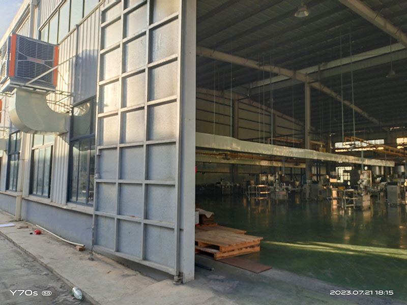 柳州工廠降溫柳瑞泰風(fēng)冷風(fēng)機專業(yè)的解決方案